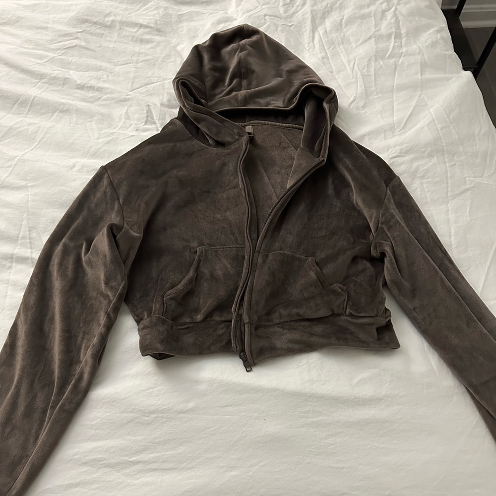 SKIMS Velour Track Suit in Amethyst